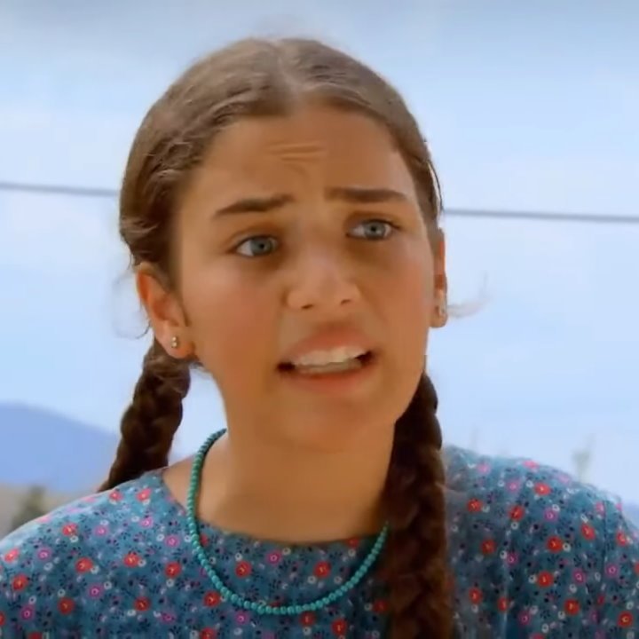Çağla Şimşek kimdir? Kaç yaşında, oynadığı diziler 4 Çağla Şimşek'in eski çocukluk hali